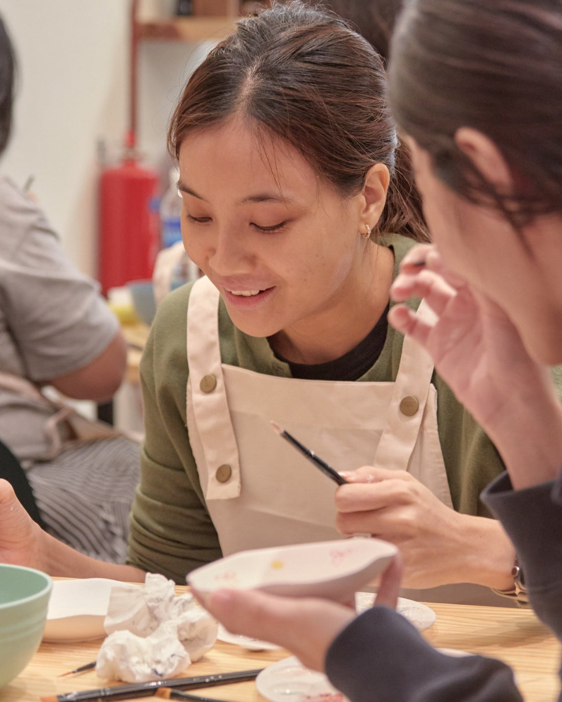 Why Pottery Painting Is Relaxing - Clay Clay Pottery